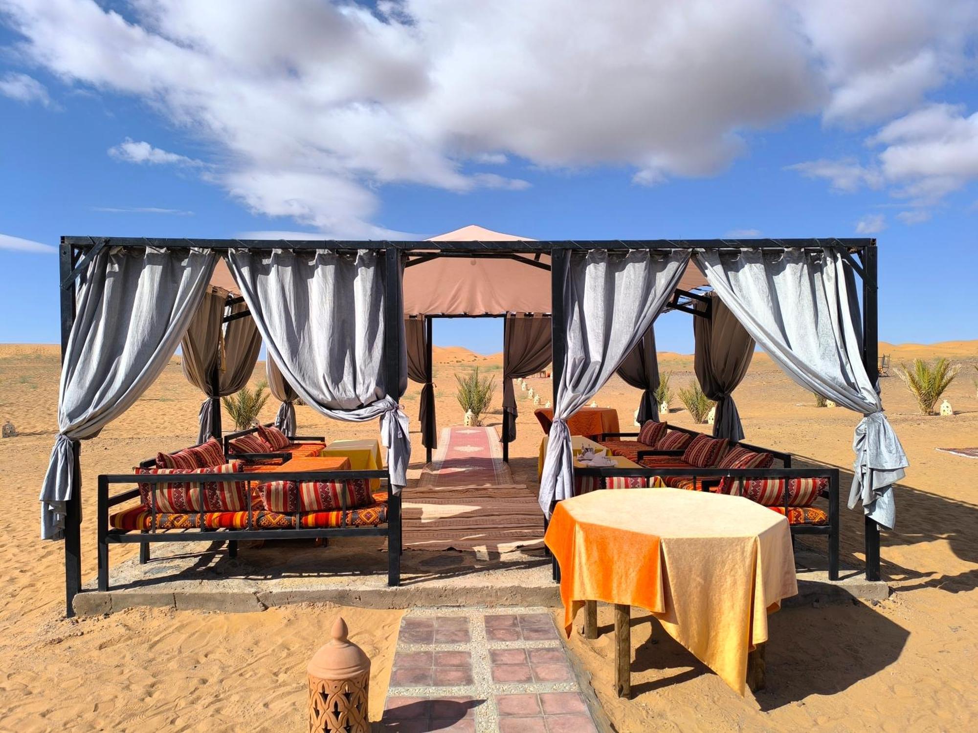 Hotel Luxury Bega Camp Merzouga Zewnętrze zdjęcie
